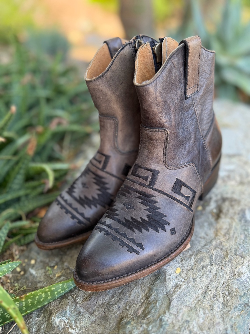 Western Leather Booties MATISSE Remington Aztec Design